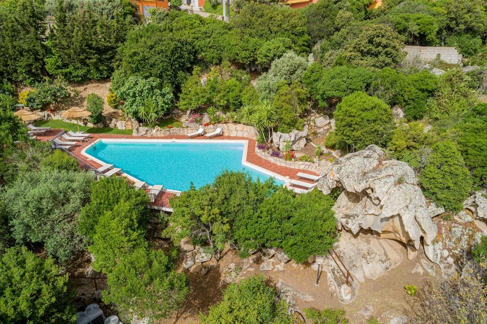 Hotel San Trano Luogosanto Exterior photo