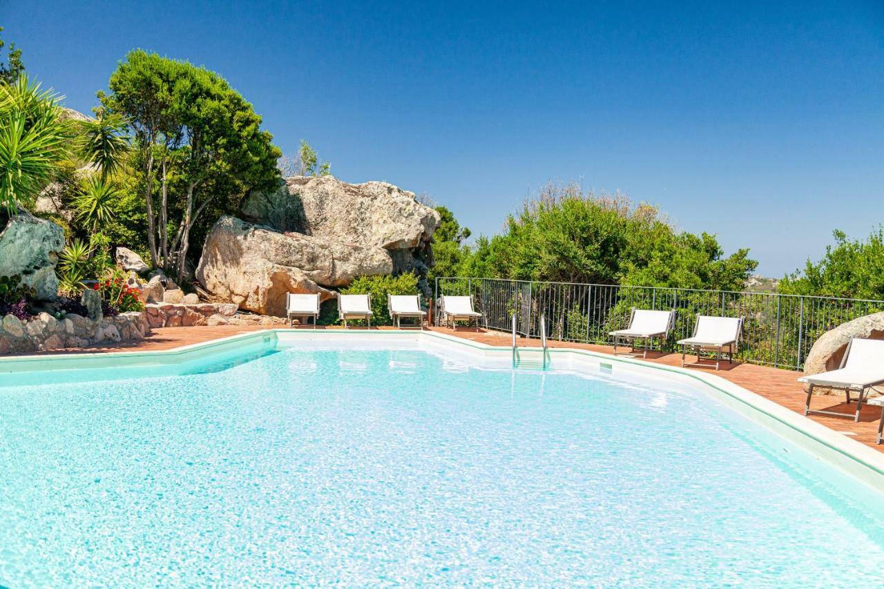 Hotel San Trano Luogosanto Exterior photo