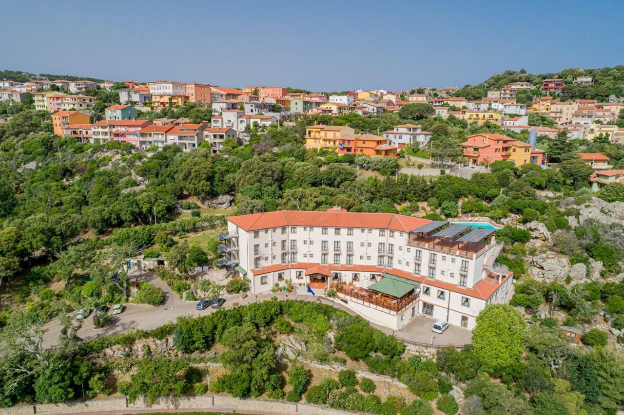 Hotel San Trano Luogosanto Exterior photo
