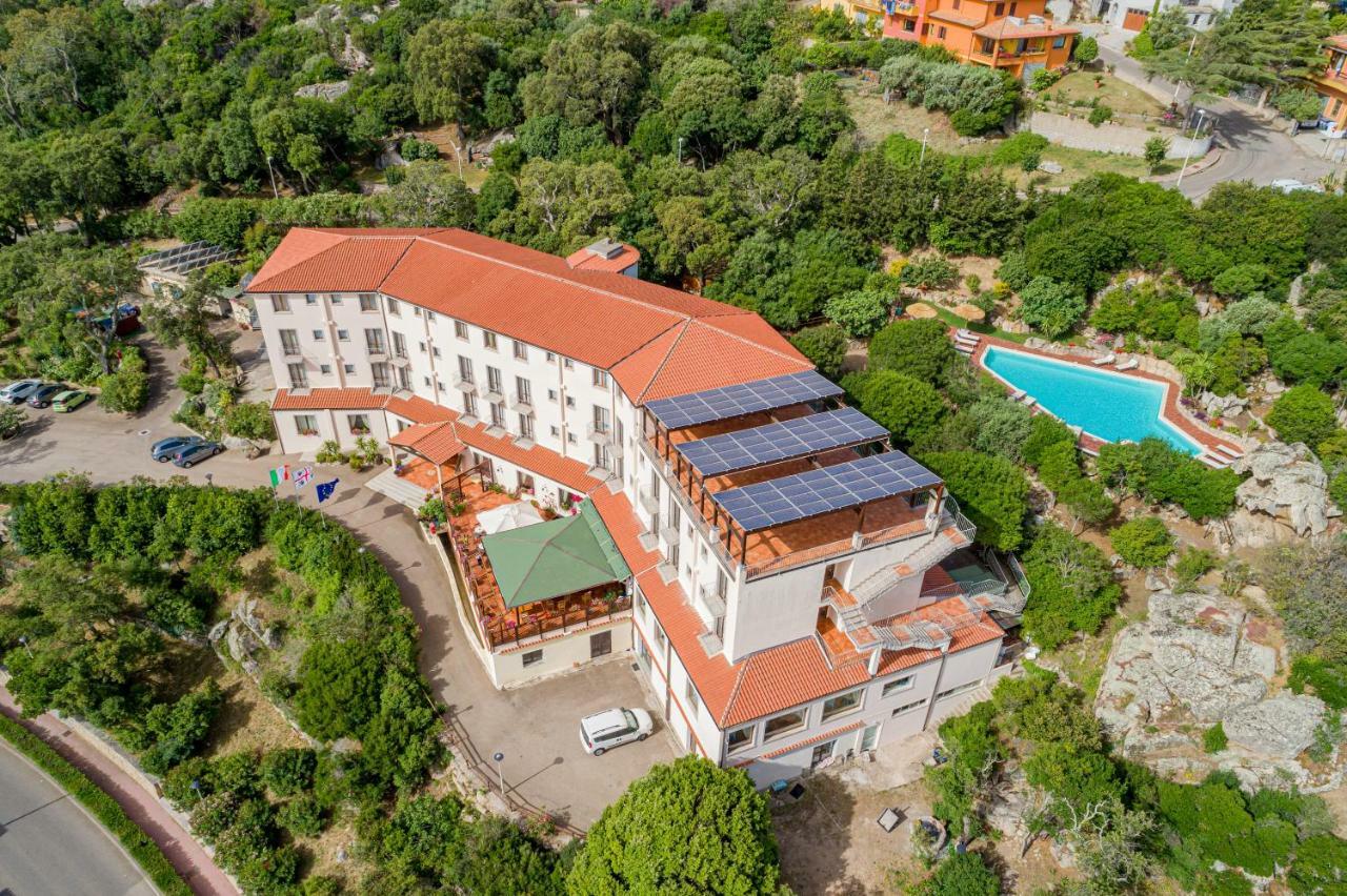 Hotel San Trano Luogosanto Exterior photo