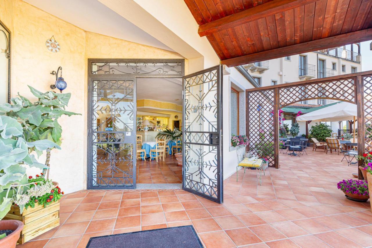 Hotel San Trano Luogosanto Exterior photo